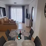Julia De Lux Apartment
